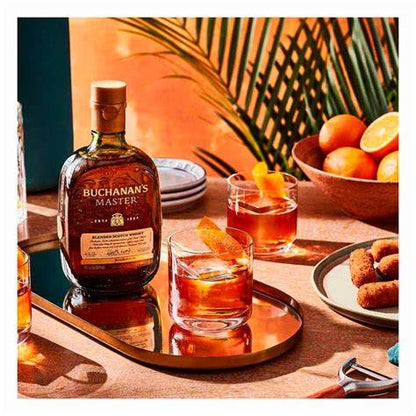 Whiskey Buchanans Master 1L